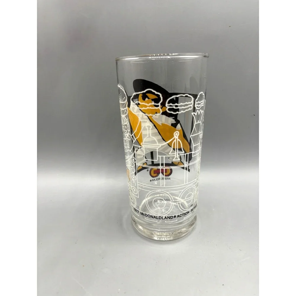 Vintage 1977 McDonalds Action Series Hamburglar Glass Collector‎ Tumbler 5.5